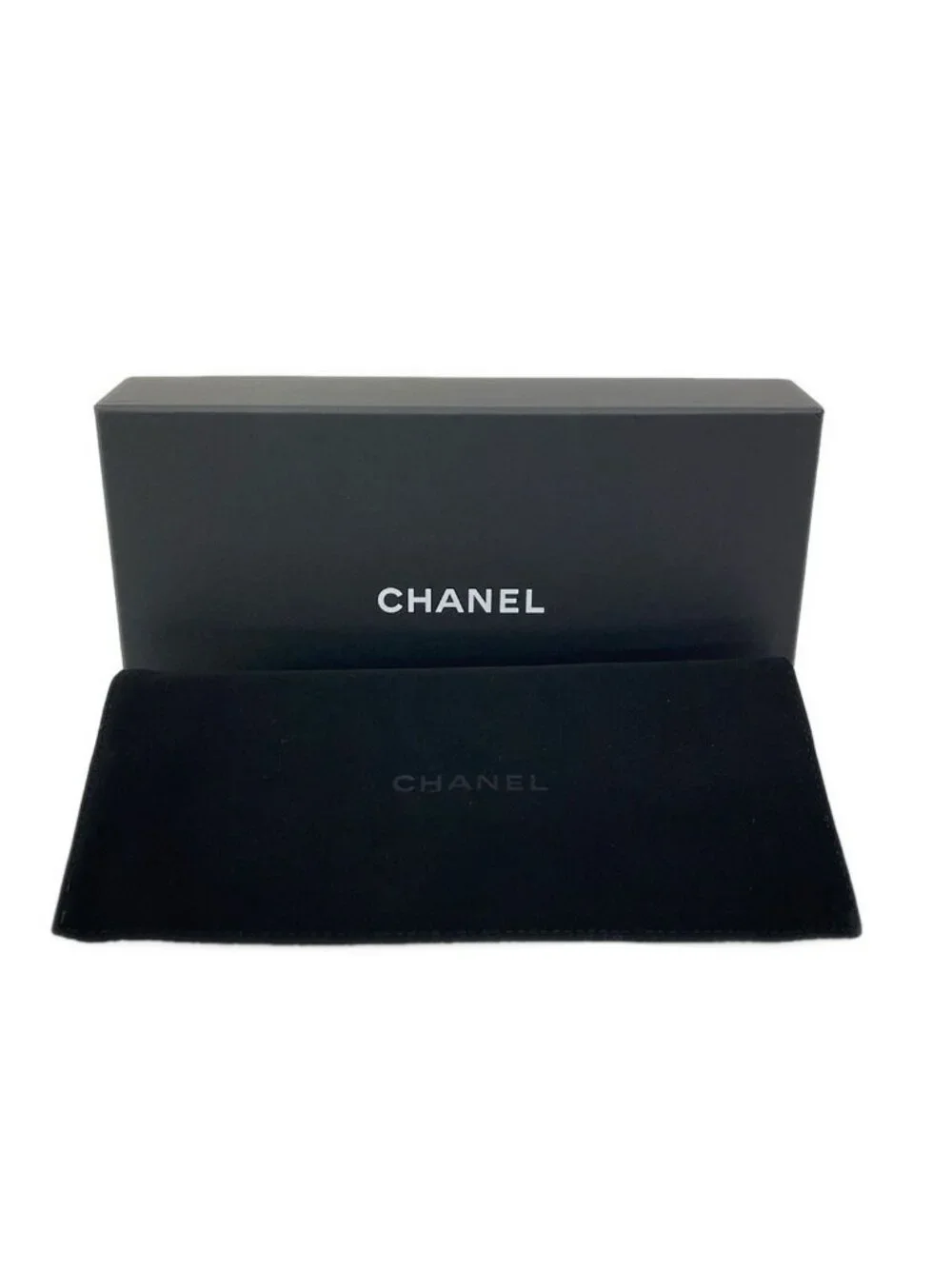 Chanel Wallet Quilted Black Chain Metal Silver Shoulder